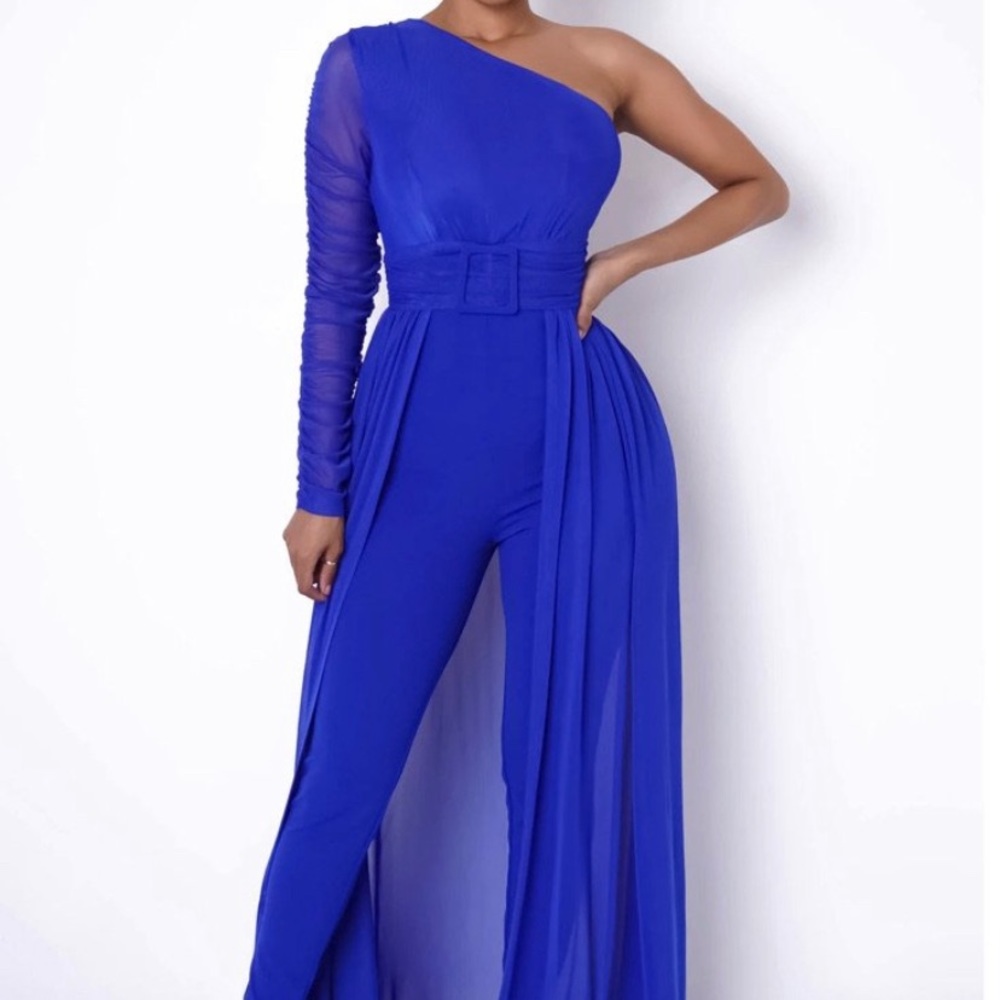 Women’s one shoulder Jumpsuit